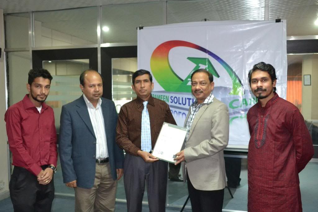 CEO of Grameen Solutions Ltd. is receiving certificate from BAS Country Manager Mr Halim photo grameensolution_zps5e6d4a93.jpg