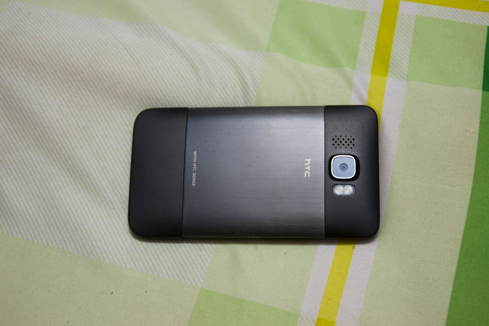 HTC HD2 tuyệt đẹp 99% cho ai sưu tầm còn tem VOID - 1