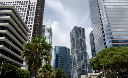 http://miamiluxuryrealestate.org/Miami-Beach-Homes-For-Sale.html