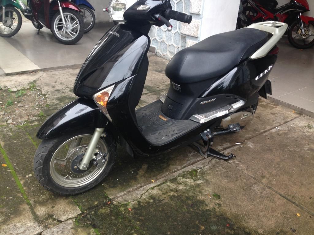 HonDa LEAD 110 , đời 2010, màu đen, zin 100% chưa mở bất kỳ ốc nào.có hình,21 triệu - 3