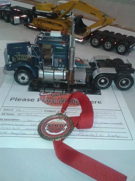 10606088_10152375476667476_1651964772565