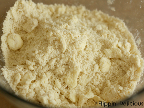 This truly is the best all-butter gluten-free pie crust. Oh so tender, flaky, and it holds up well enough you can pick up a piece of pie with your hand. Buttery pie perfection right here! #glutenfree