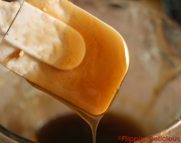 Dr. Pepper TEN Skinny Caramel Popcorn, lighter on calories but not on flavor! #drinkTEN #shop