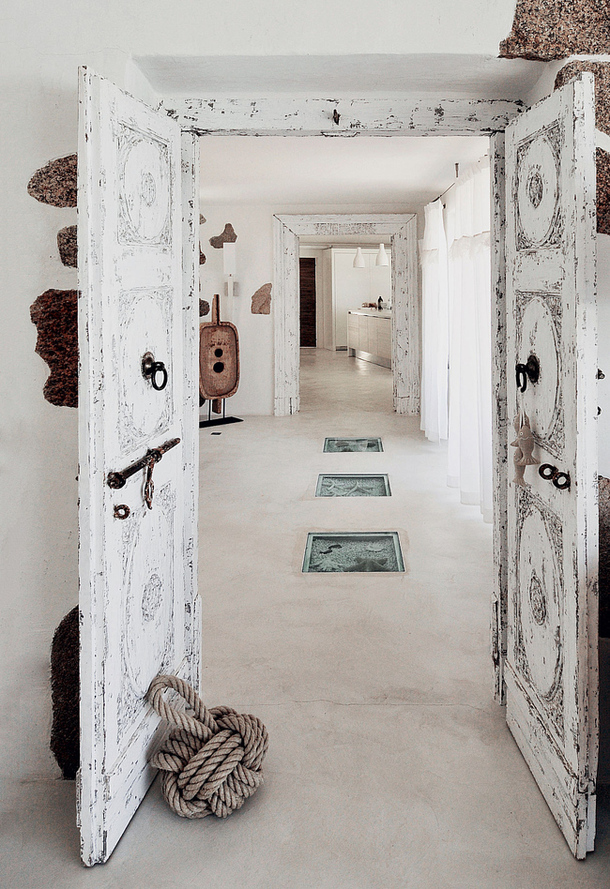  photo 79ideas_gorgeous_rustic_doors_zps7db587e4.png