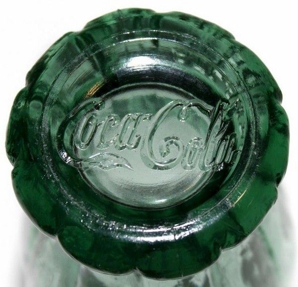 CocaColaPrototypeBottle-1915-Base2600x577.jpg