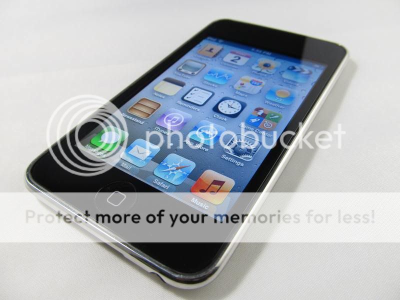 Jailbroken Apple iPod Touch 64GB 3rd Generation  Audio Video Player 