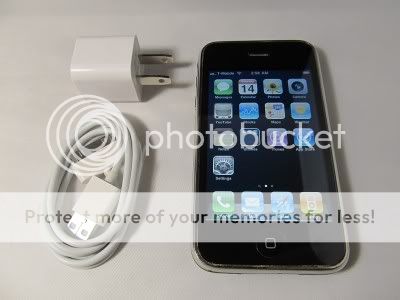 Apple iPhone 3G   16GB   Black (Unlocked and Jailbroken iOS 4.2.1 